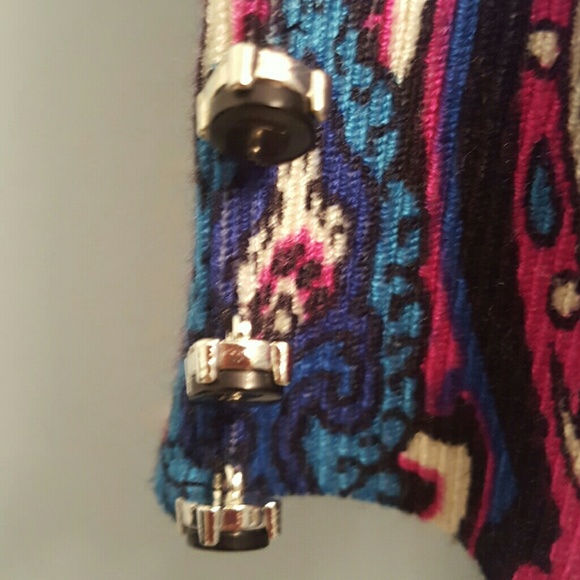 Premise Studio Print Cardigan in Size Medium - Picture 4 of 7